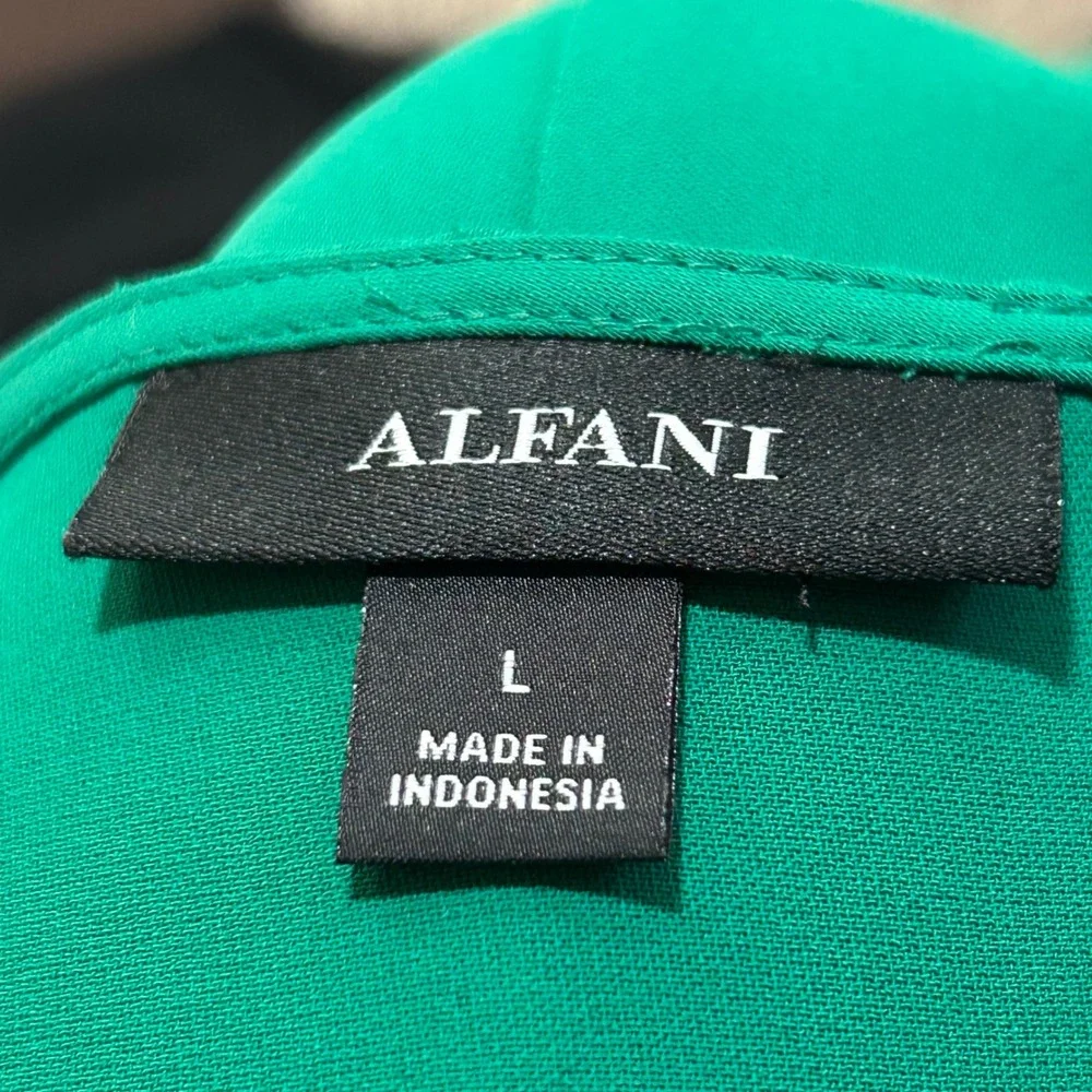 Alfani Womens Green Ruffle Trim Bell Sleeve‎ Asymmetrical Blouse Top Size L - Picture 6 of 8